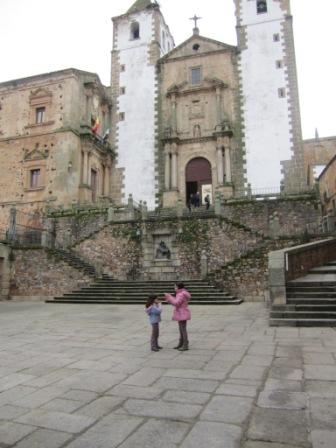 Cáceres con niños Extremadura Cuatro a bordo