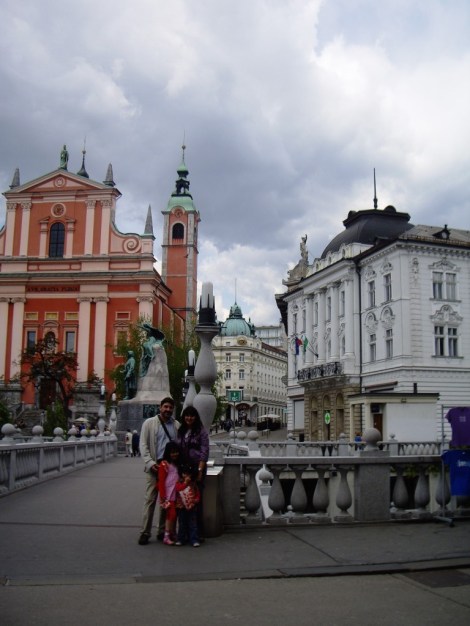 Los Cuatroabordo en la capital de Eslovenia, Liubliana, una escapada de libro. 