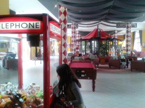 Los hoteles que rodean el parque te invitan a sumergirte nada más llegar en un mundo de ilusión