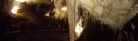 Cuevas Eslovenia turismo familiar