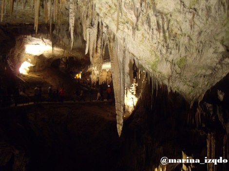Cuevas Eslovenia turismo familiar